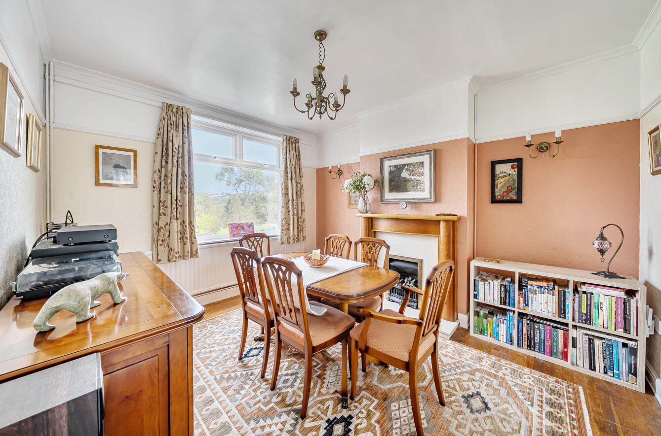 Gower Road, Upper Killay, Swansea, SA2 7DR